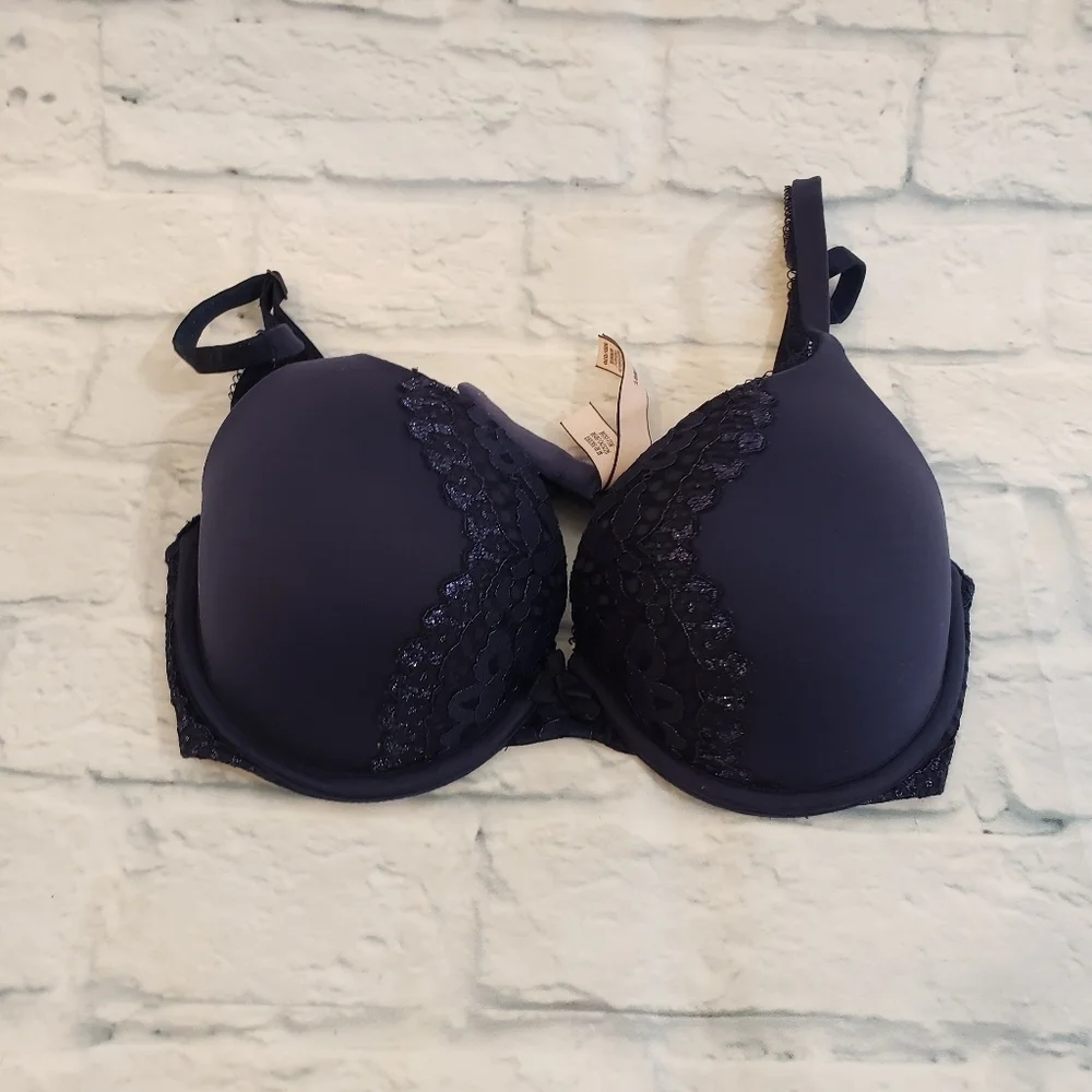 Victoria's Secret size 32D